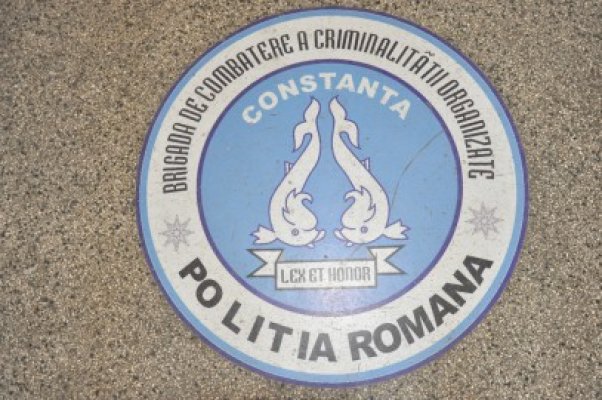 Noutăţi pentru ofiţerii BCCO acuzaţi că au bătut un agent sub acoperire